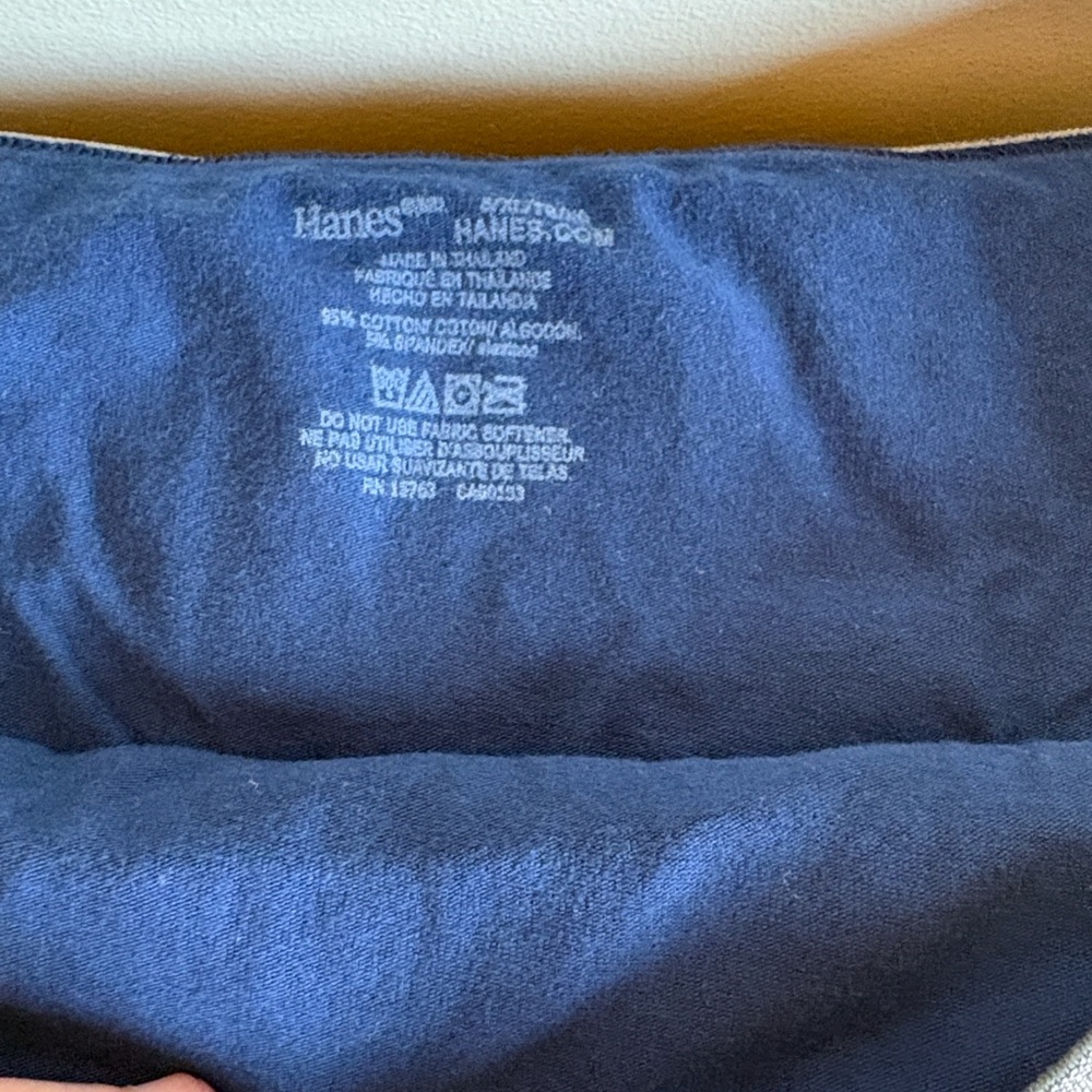 Hanes woman’s Briefs Set - Picture 10 of 12